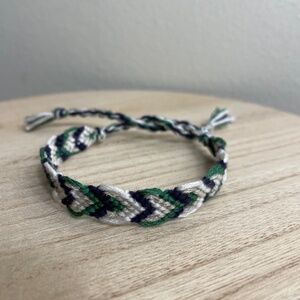 10/$25 Green Woods Woven Bracelet